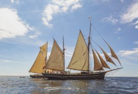 Bessie-Ellen-Agnes-Sailing