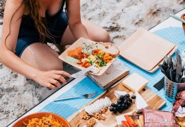 Bessie Ellen Beach picnic