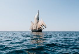 Bessie Ellen full sails