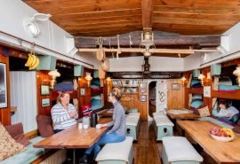 Bessie Ellen interior saloon