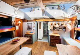Bessie-ellen-saloon-area