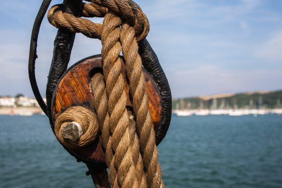 How to service (serve) a rope