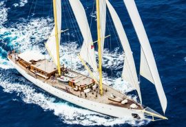 CHRONOS full sail