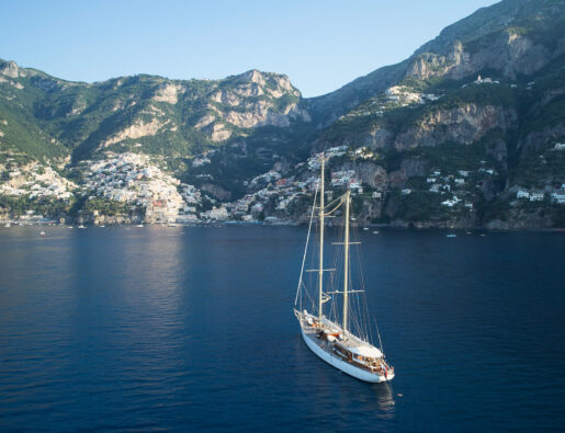 Short Break Luxury Sailing Island Hopping in Italy