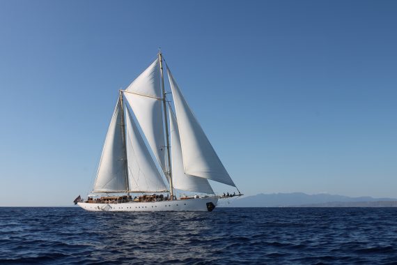 Chronos in full sail in the Caribbean