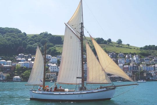 ESCAPE dartmouth full sail