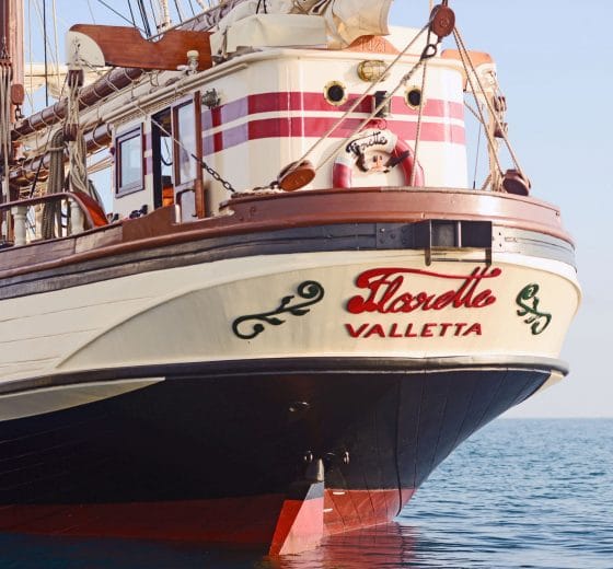 Florette Transom
