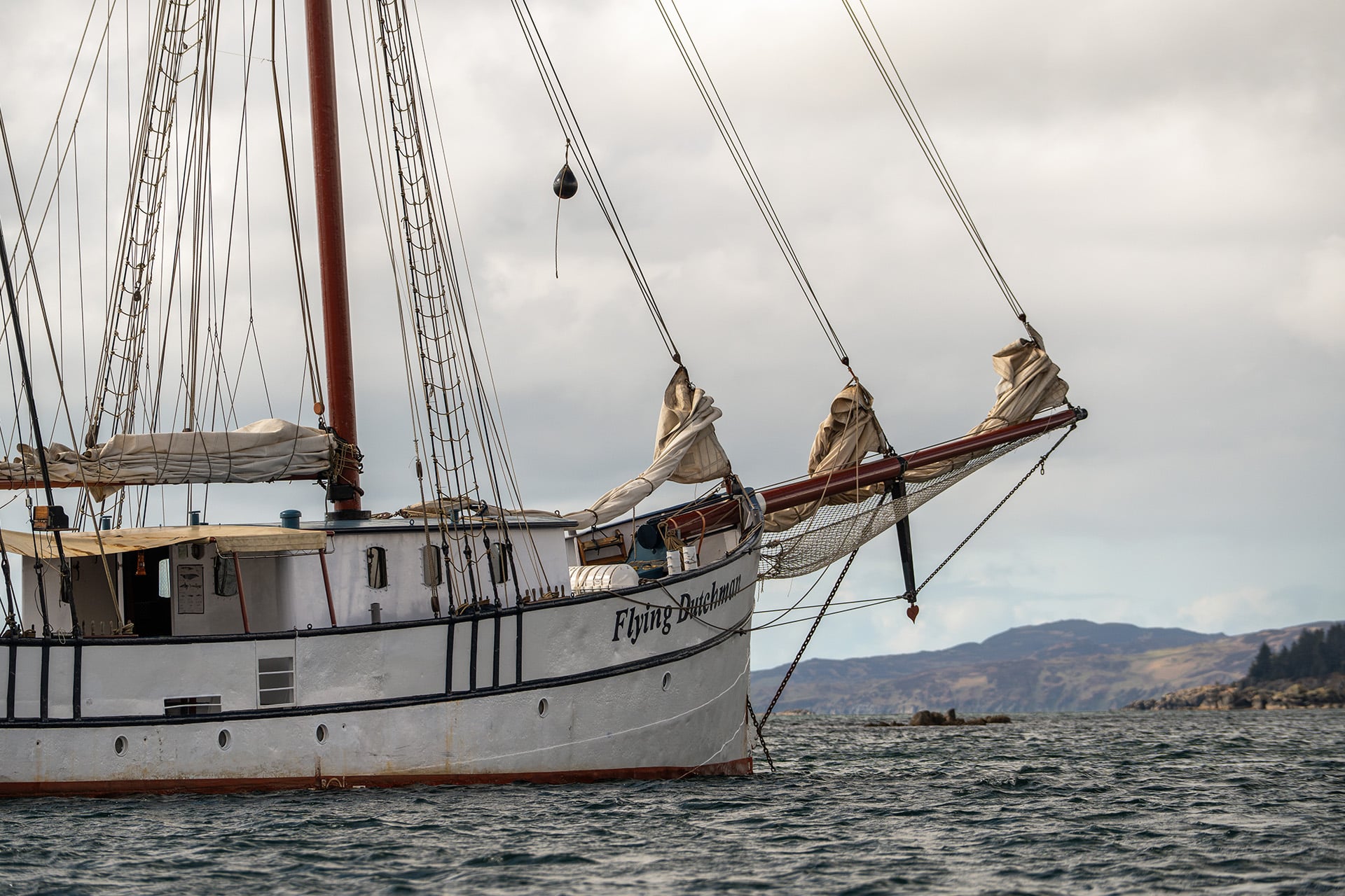 Flying Dutchman ship details bow