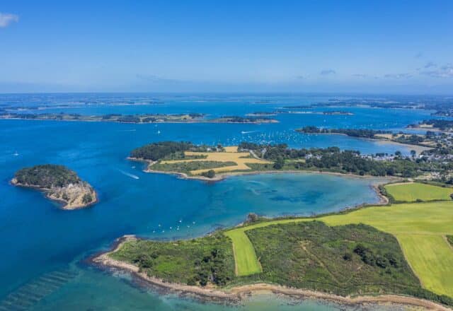 French Coastal Sailing: The Gulf of Morbihan