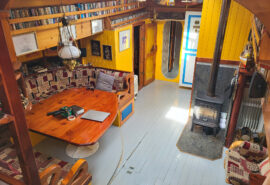 Goxsheim interior saloon on board