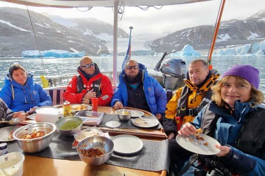 Guests eating breakfast on board Valiente in Greenland
