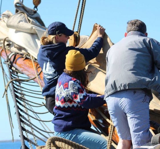 Helping on the bowsprit