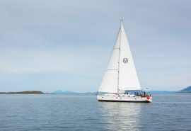 Humla sailing calm seas Norway