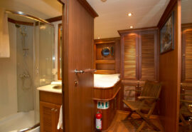 Kairos A Cabin Ensuite