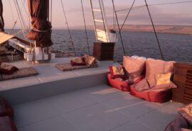 Katharina top deck