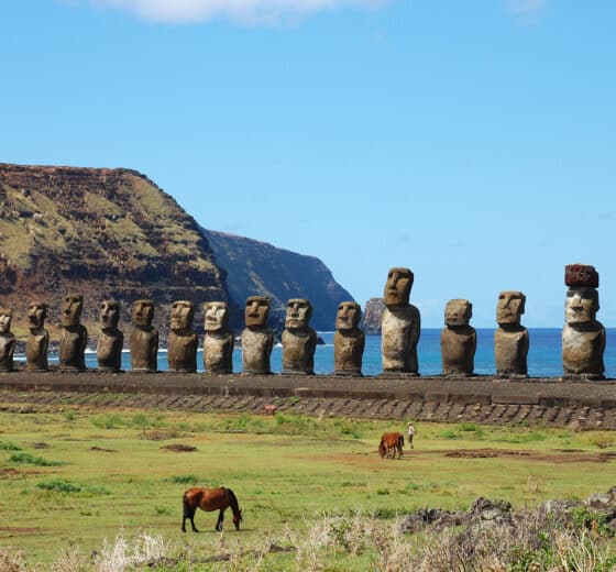 Landscape and statues of Easter Island, Pacific, Chile, South America