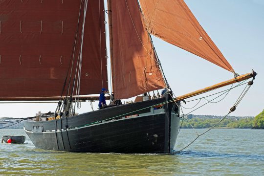 Lynher bows sailing