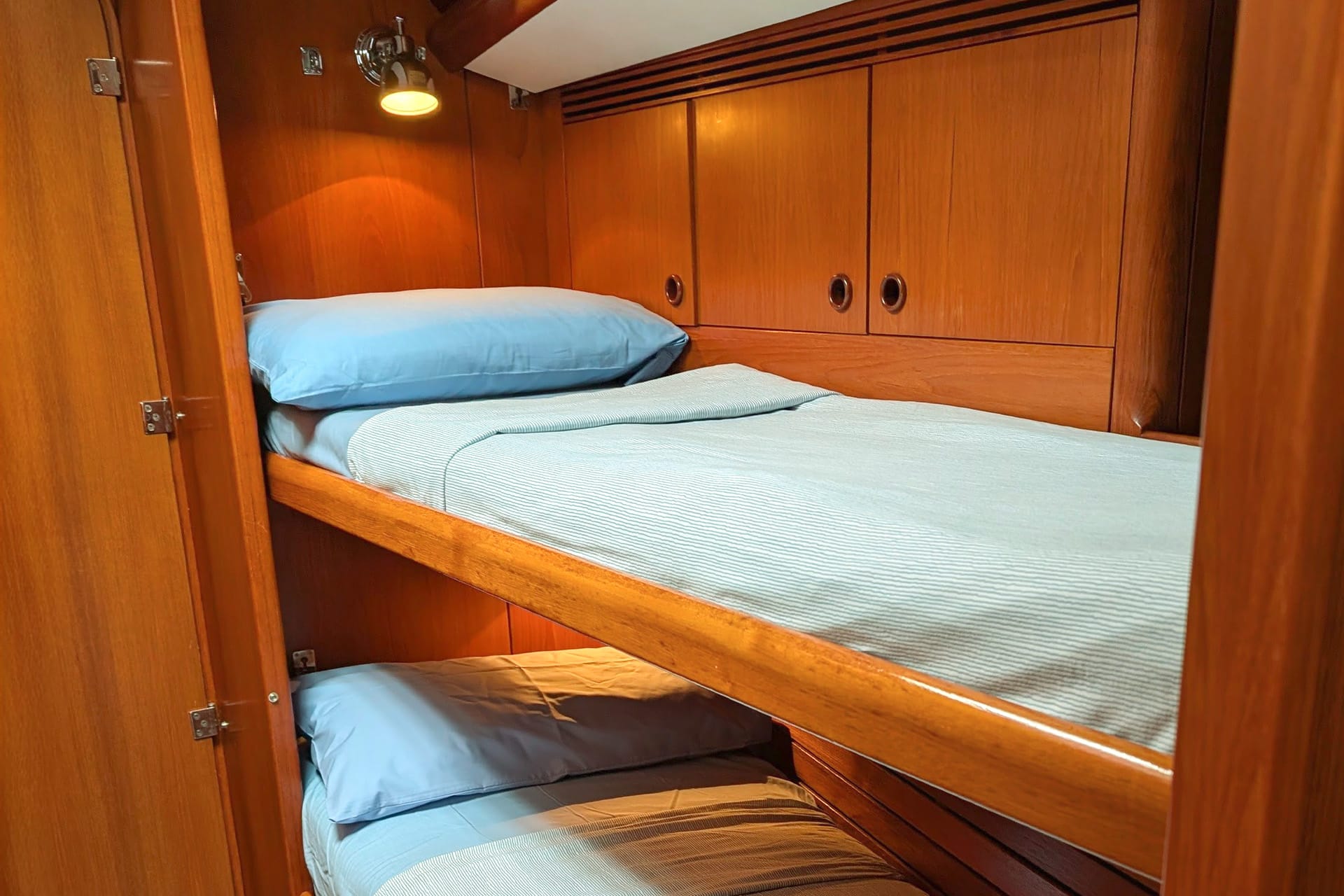 Noonmark VI yacht onboard view of interior twin cabin onboard