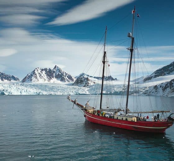 Noorderlicht-anchourage-Svalbard