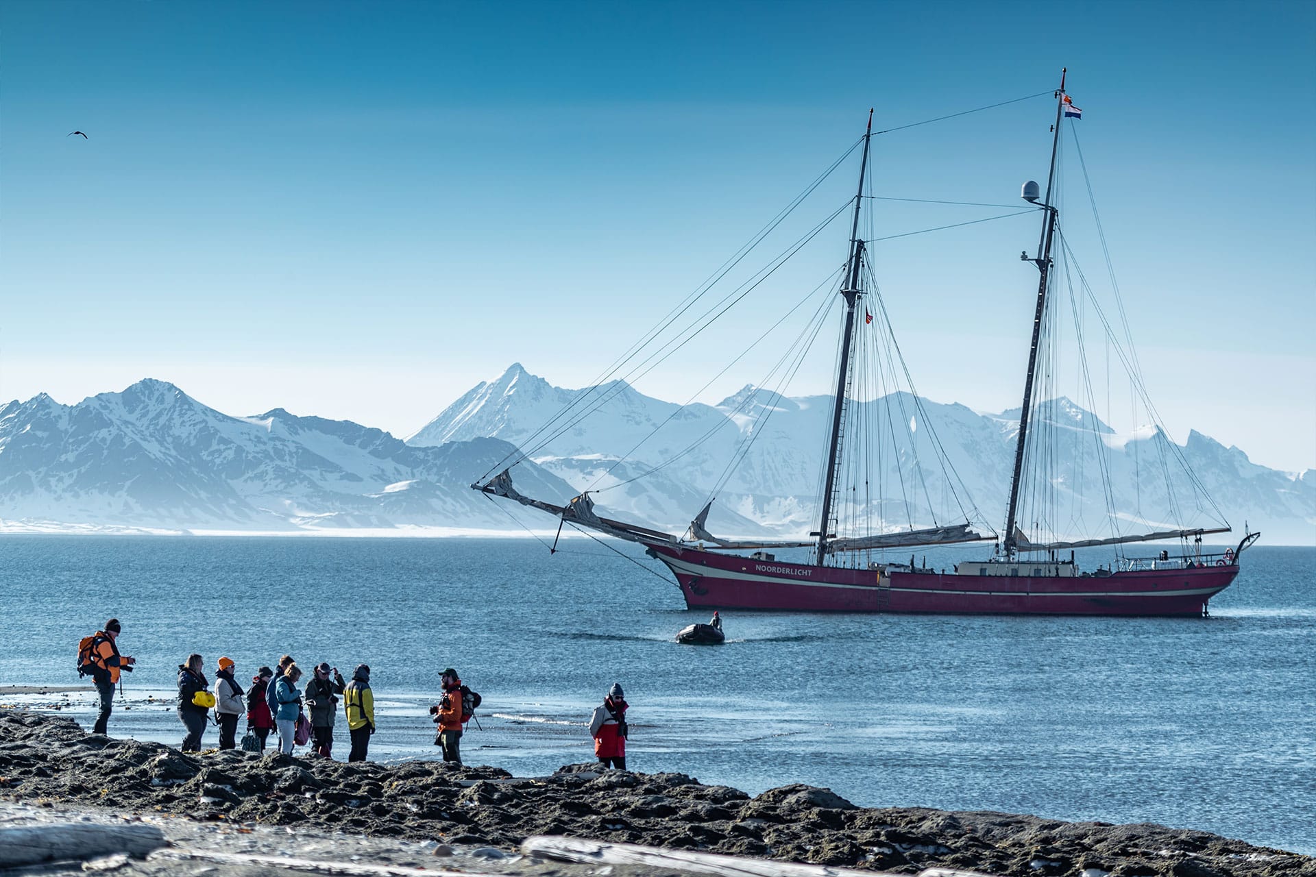 Noorderlicht-going-ashore-Svalbard