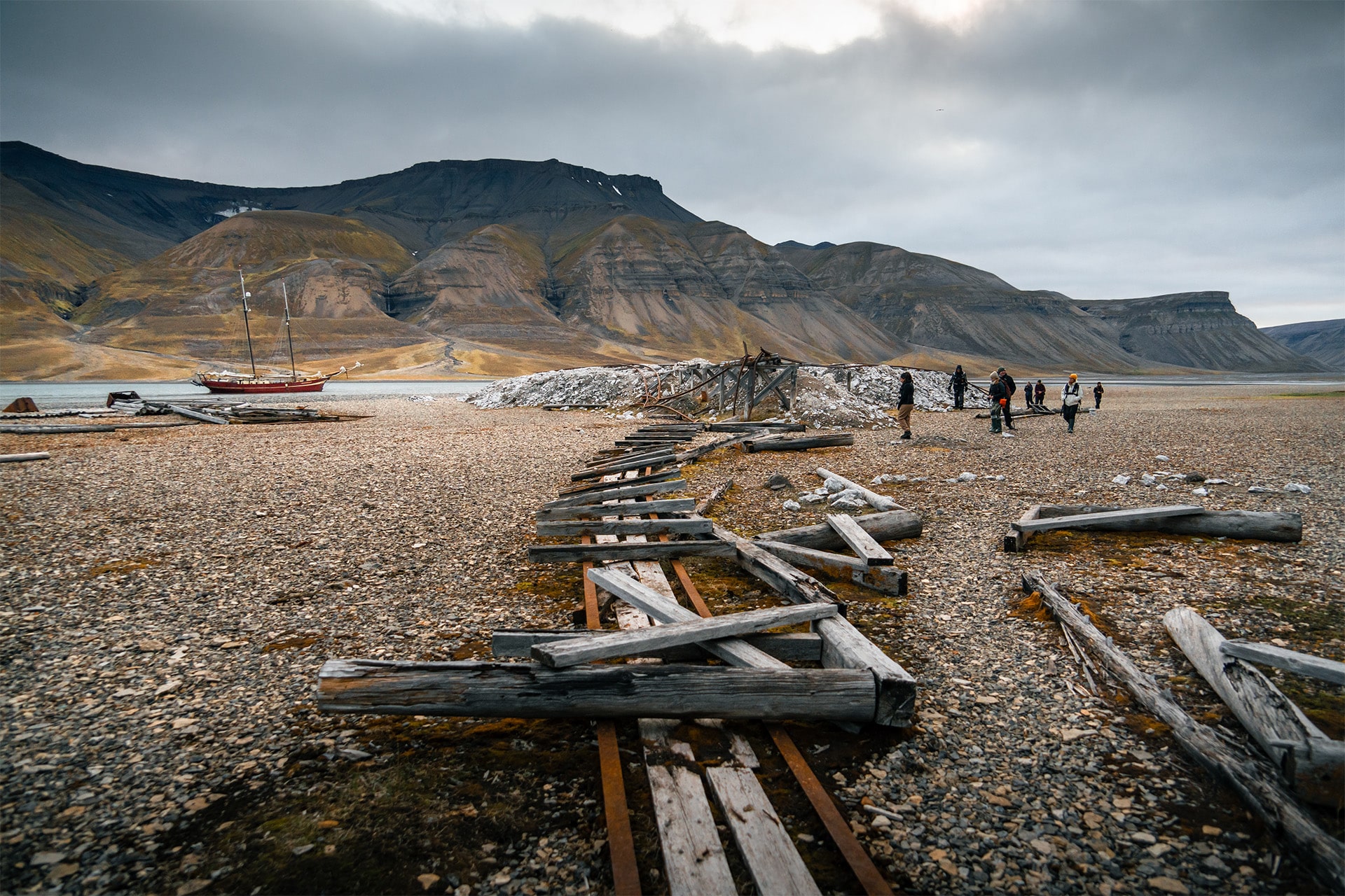 Noorderlicht guests hiking Arctic summer Svalbard ghost town