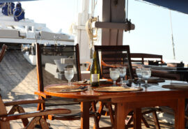 Ombak dining table