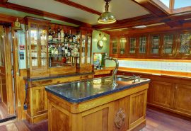 Oosterschelde saloon