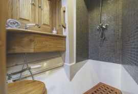 Pellew boat shower room