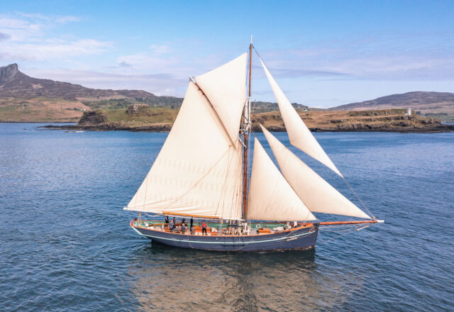 Taster Sailing in the Small Isles