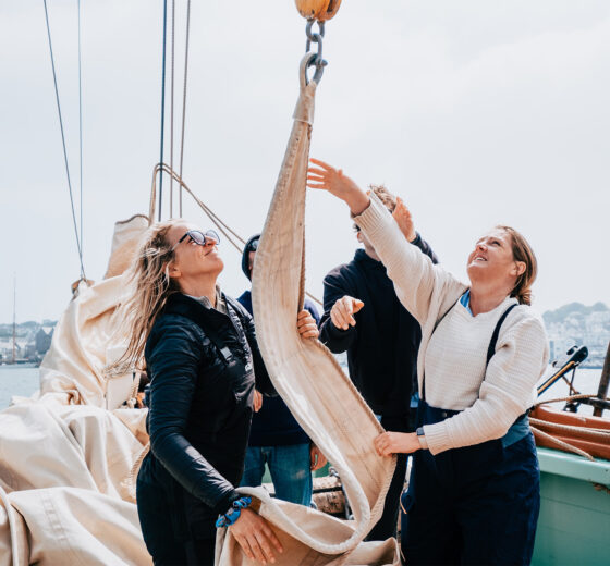Pellew guests onboard women sailors
