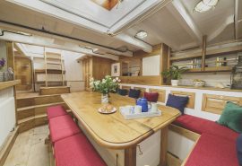 Pellew Pilot Cutter Saloon area