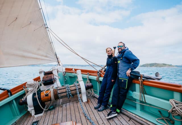 Pellew pilot cutter guests on bowsprit