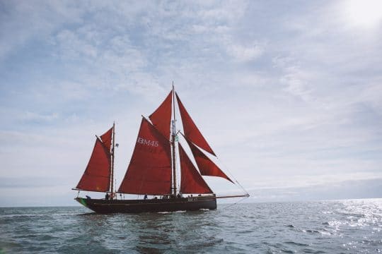 Pilgrim-fullsail-at-sea