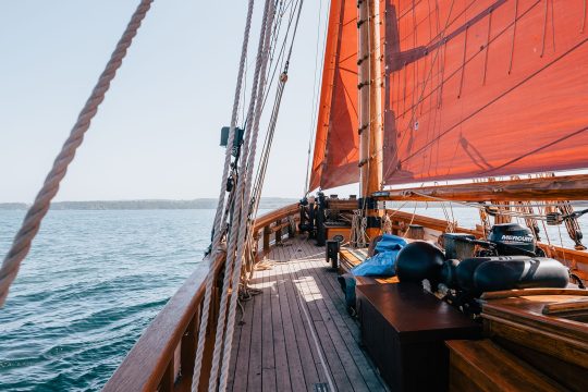 Pilgrim set sail deck