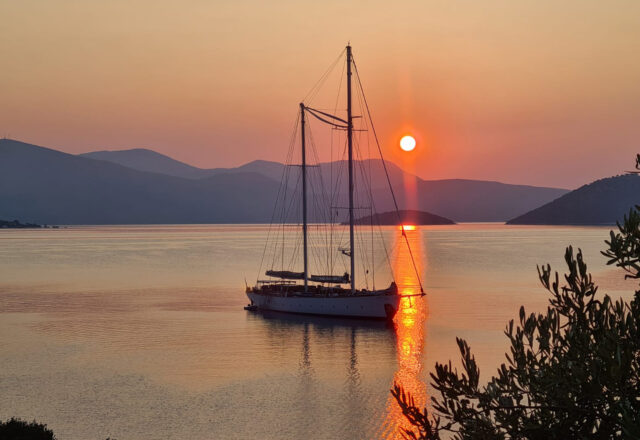 Luxury Sailing from Greece from Santorini