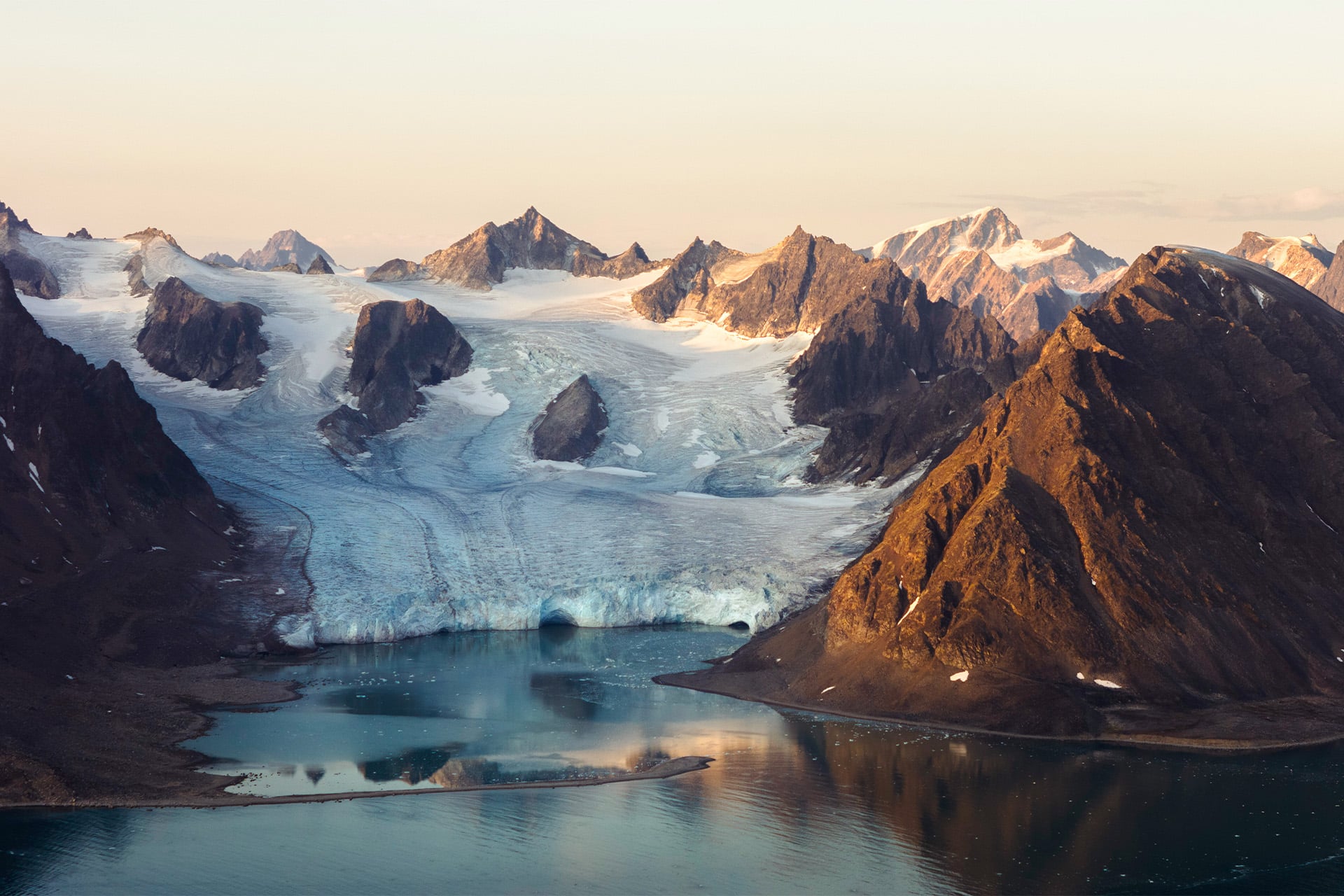 Sail Norway Valiente Goxsheim Svalbard Circumnavigation landscape