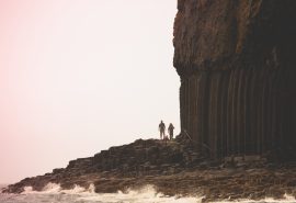Scotland-Staffa-Fingals-Cave-Walkers