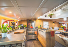 Steady galley