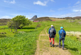 Steady guests hiking in the Hebrides, Isle of Eigg, walk and sail in Scotland