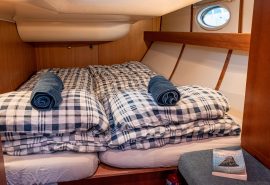 Stravaigin New cabin aft