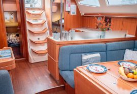 Stravaigin New galley
