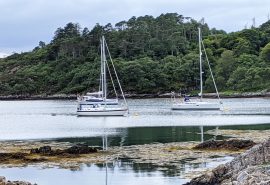 Stravaigin on anchor