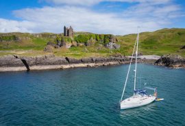 Stravaigin on anchor