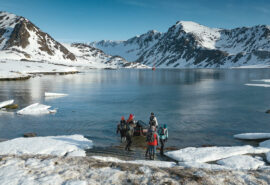 Svalbard Guests Tender Ashore Noorderlicht