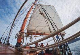 Tecla sail rigging