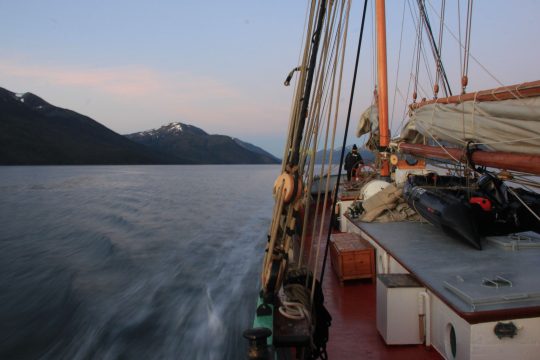 Tecla sailing on deck