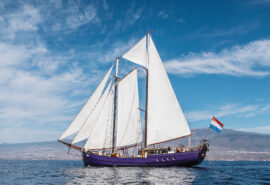 Twister schooner in full sailing sailing in Canary Islands : Caribbean