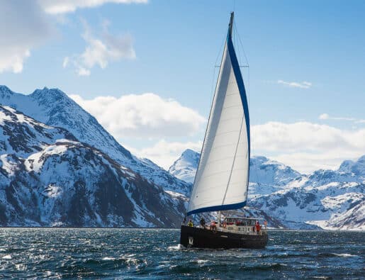 Expedition Sailing in Svalbard