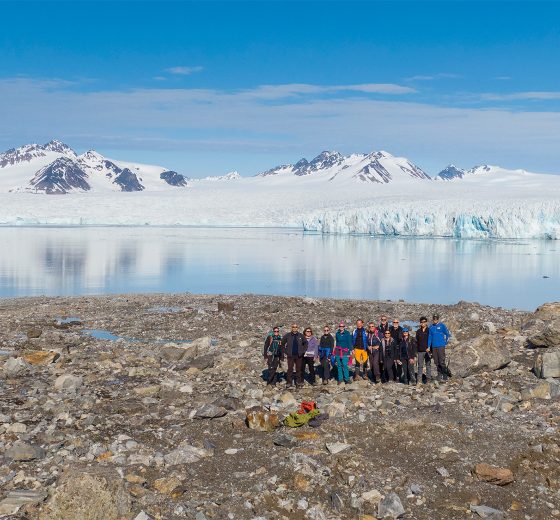 Valiente guests group ashore in Arctic Svalbard