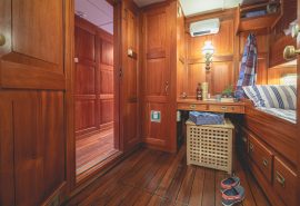 Venturesail-Blue-Clipper-twin-cabin